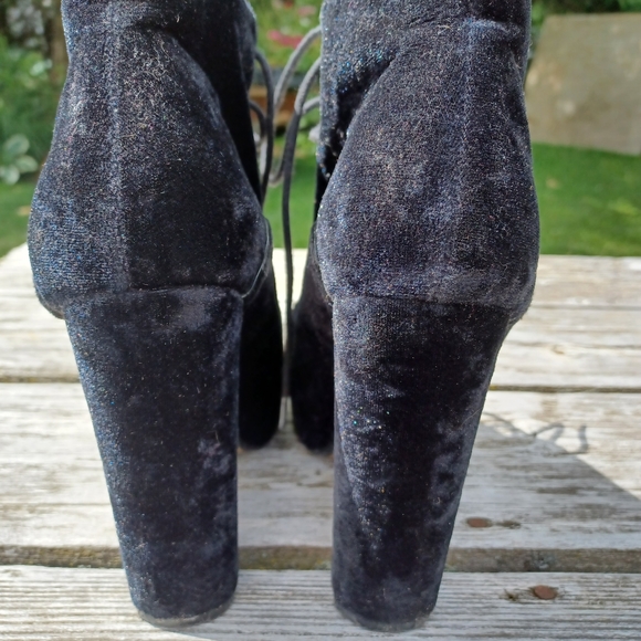 Shelly's London boots - Picture 4 of 9